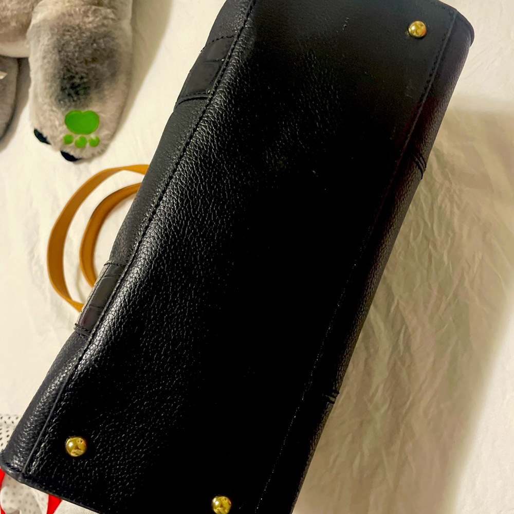 Isaac Mizrahi purse with dust bag